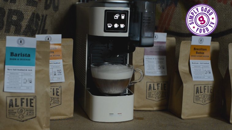 jam1eater's tweet image. #FreebieFriday #Win a Italian coffee machine worth £225 for a chance to win RT &amp;amp; follow @sgftv &amp;amp; @AlfieCoffeeCo by 6pm this Friday