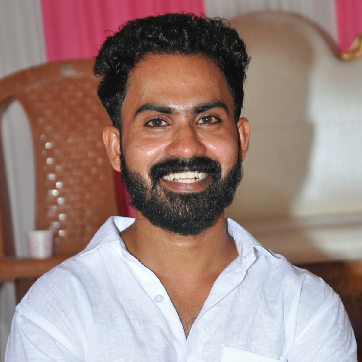 SaneeshKrishna2's tweet photo. #NewProfilePic https://t.co/DqkHWdqi3y