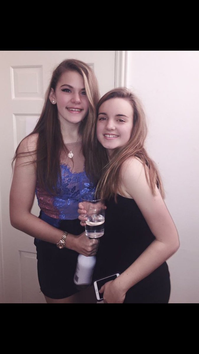 Happy 18th <a href="/ellieghitch/">Ellie Hitch</a> found some absolute gems 👌🏻buy me booze ? 🍾lots of love xxx 🎉❤