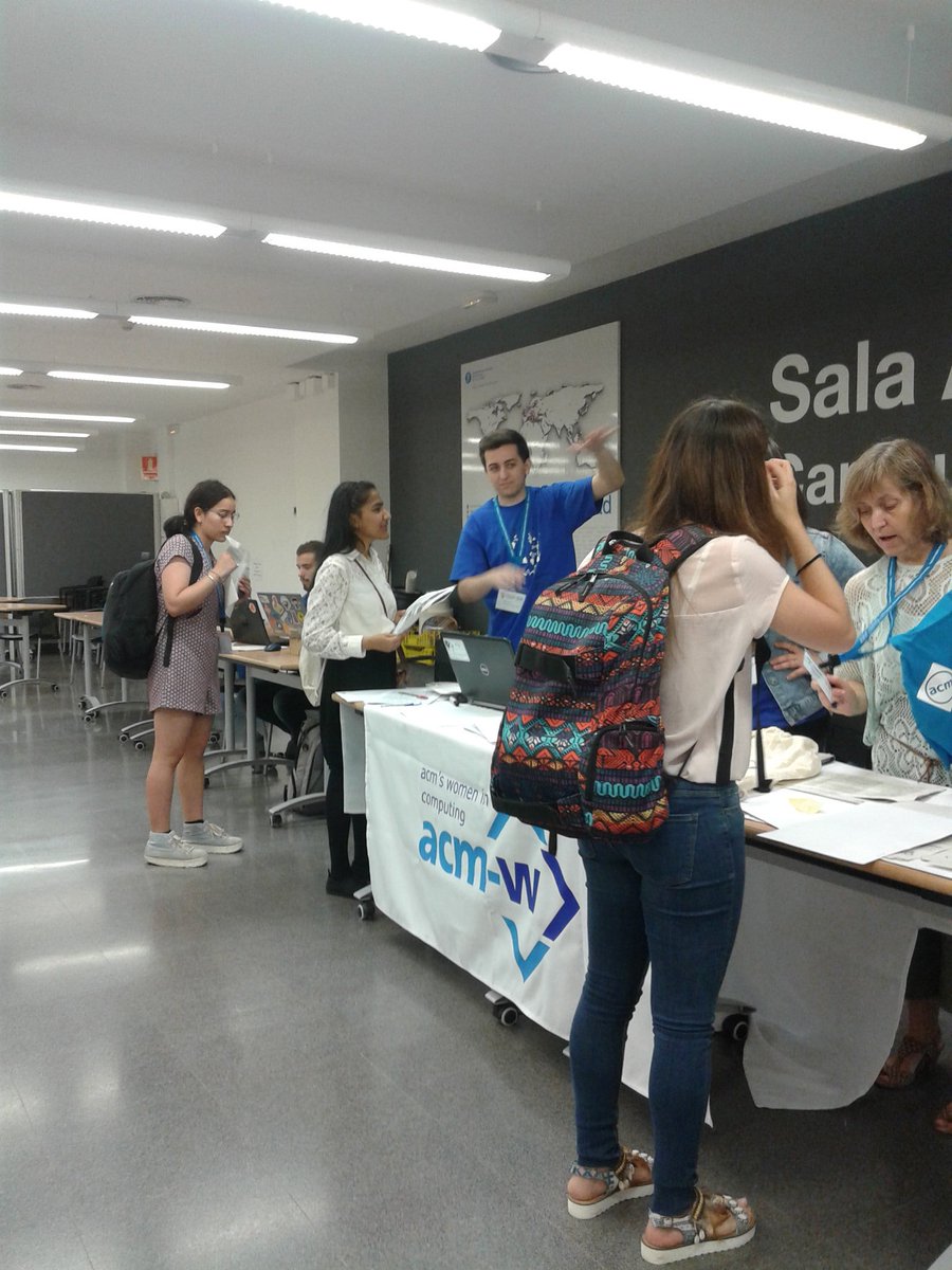 yanetsl2017's tweet image. #ACMwomencourage #womencourage2017 Comienza el día! !!!