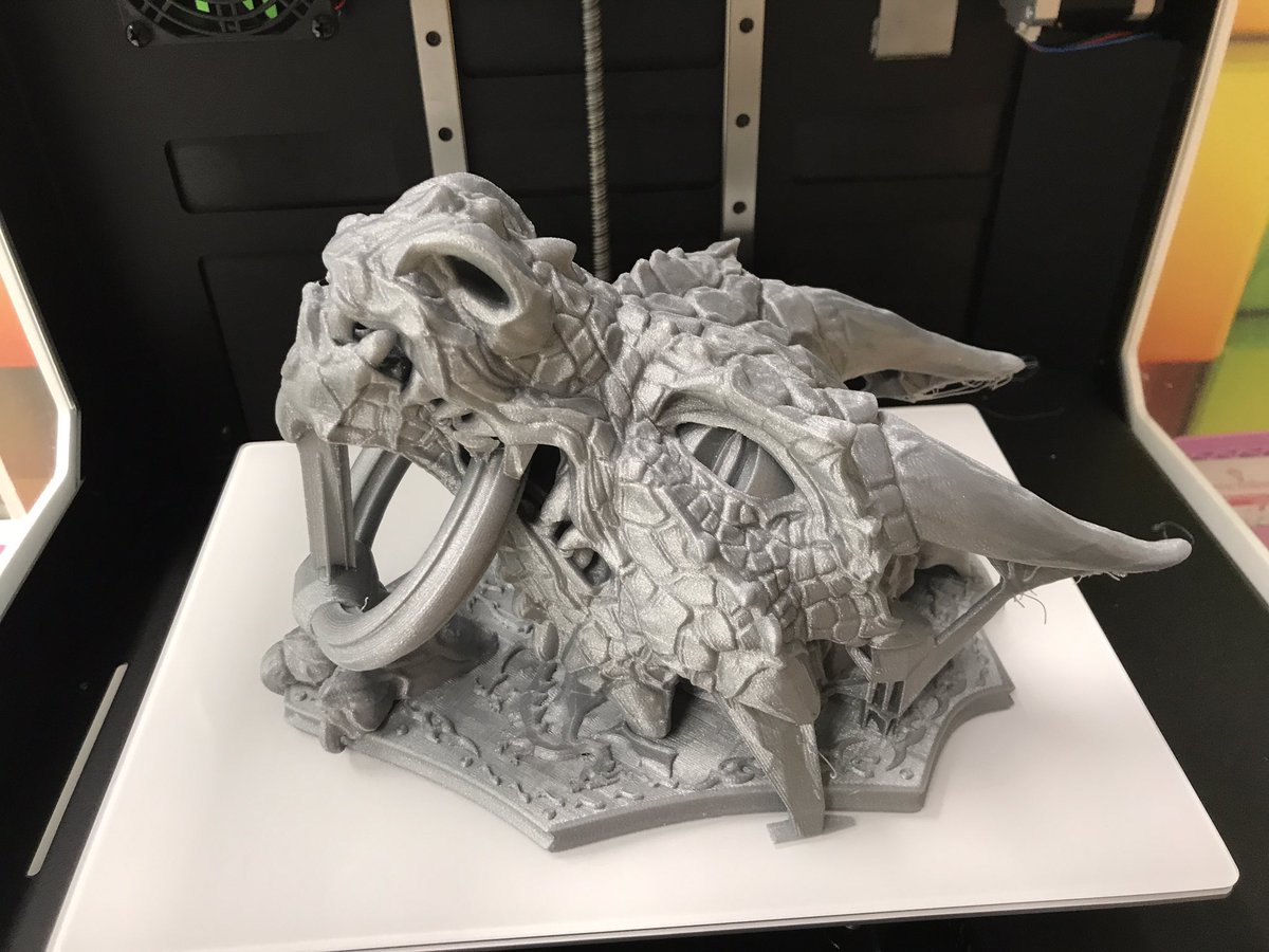 innovaland3d's tweet image. Diseño de @Sonia_Verdu impreso en #witbox2 de @BQ_3d con @Fillamentum rapunzel silver