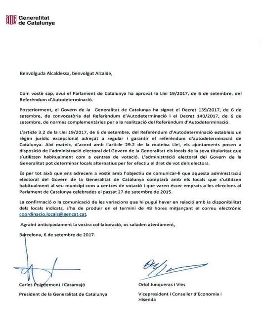 Puigdemont da a los alcaldes 48 horas para confirmar los colegios electorales DJGy-ICWAAA_5dR