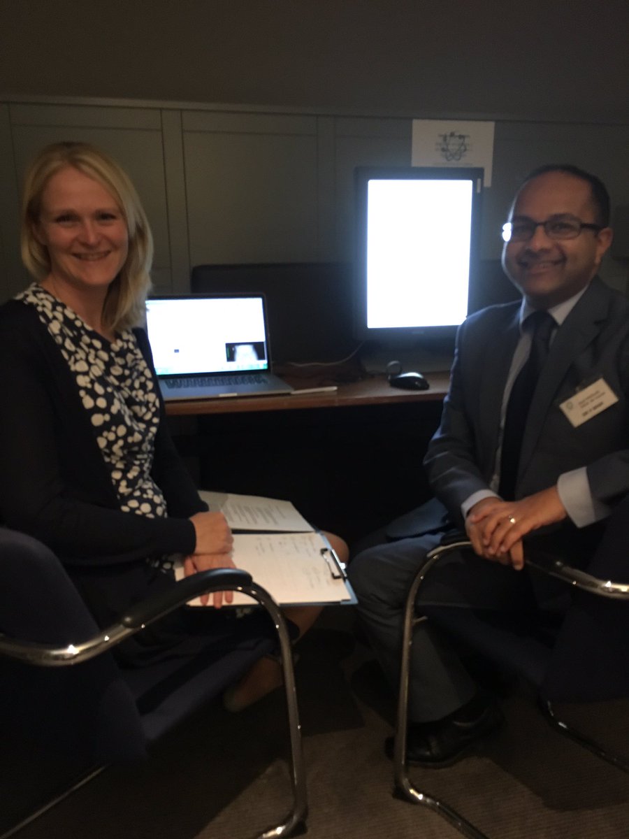 Examiners ready for the first viva candidates #FRCR2b