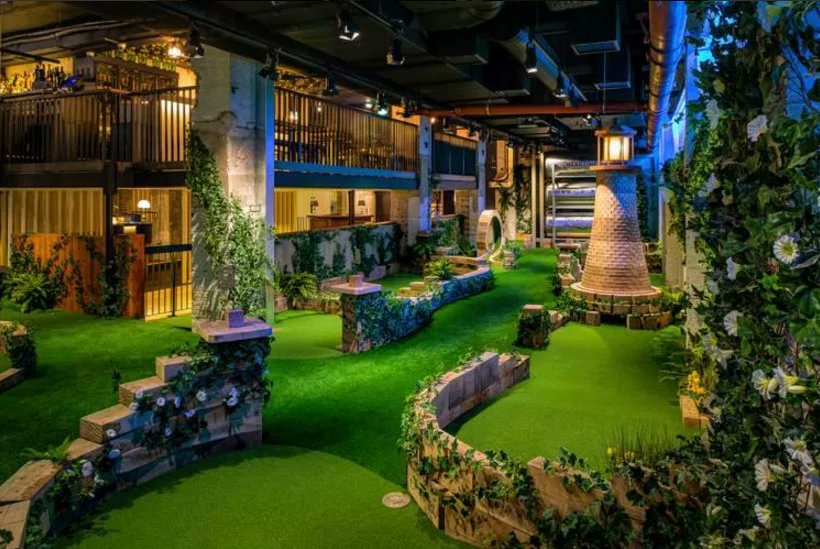 Swingers: Crazy Golf, near Aldgate East, 10£ pp, mini golf with a twist!! Really cool golf course. Remember ID as its 18+