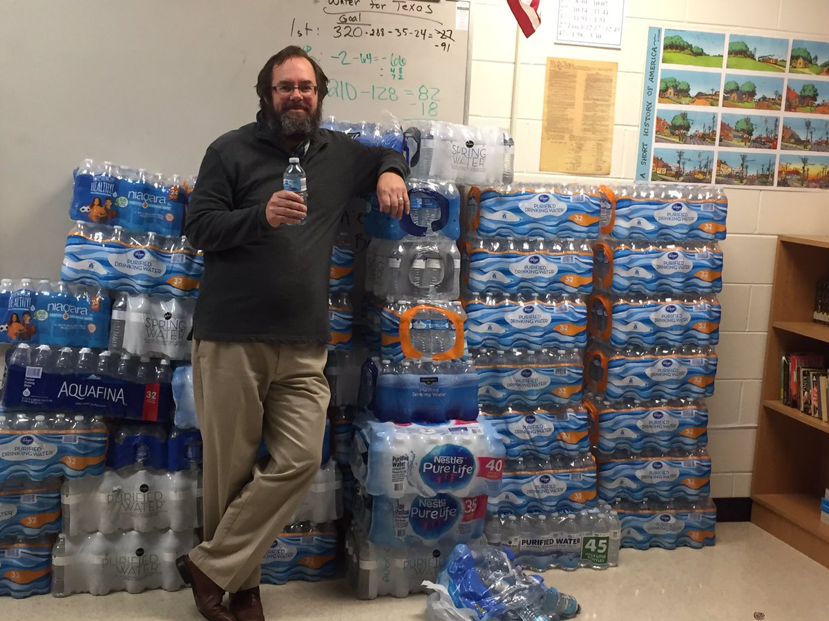 jackson_echs's tweet photo. Gilmore' class of water #hurricanerelief2017 #echs @ALLEN_ECHS https://t.co/w5yg0fENny