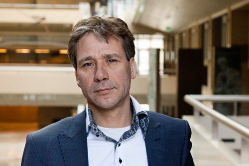 groenlinks055's tweet photo. @rikgrashoff op VegaVrijdag 22 september in Apeldoorn! Kom je ook? Meld je snel aan. Op https://t.co/sGHoTbWNAS vind je alle informatie. https://t.co/r7MrN2Aswd