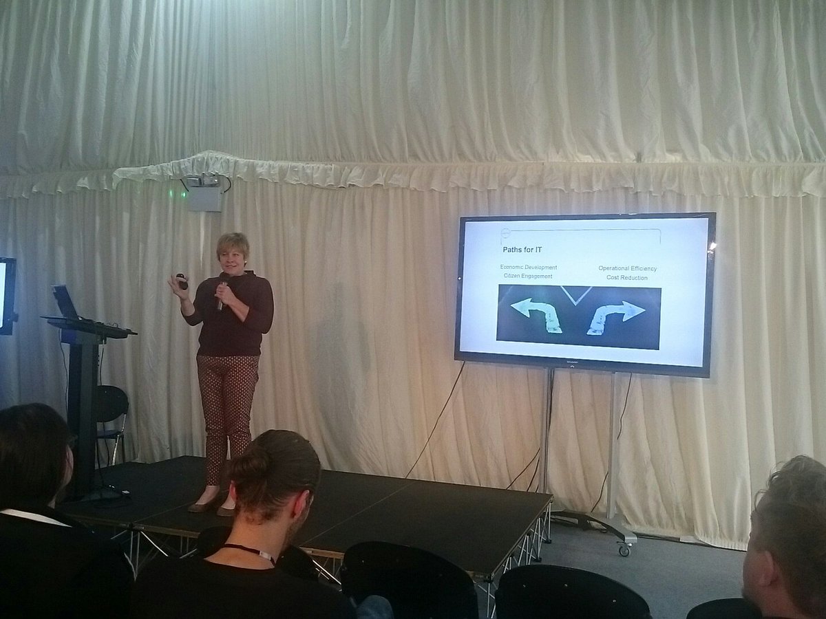 PyPlym's tweet image. True, we&apos;re entering a new, #digital world, &amp;amp; true we should focus on future society &amp;amp; getting kids 2 digital transformation. #DigiPlymConf