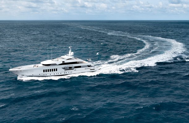 The 55-metre Laurentia from <a href="/Heesen_Yachts/">Heesen_Yachts</a> has been delivered. Read more: superyachtworld.com/news/heesen-de…