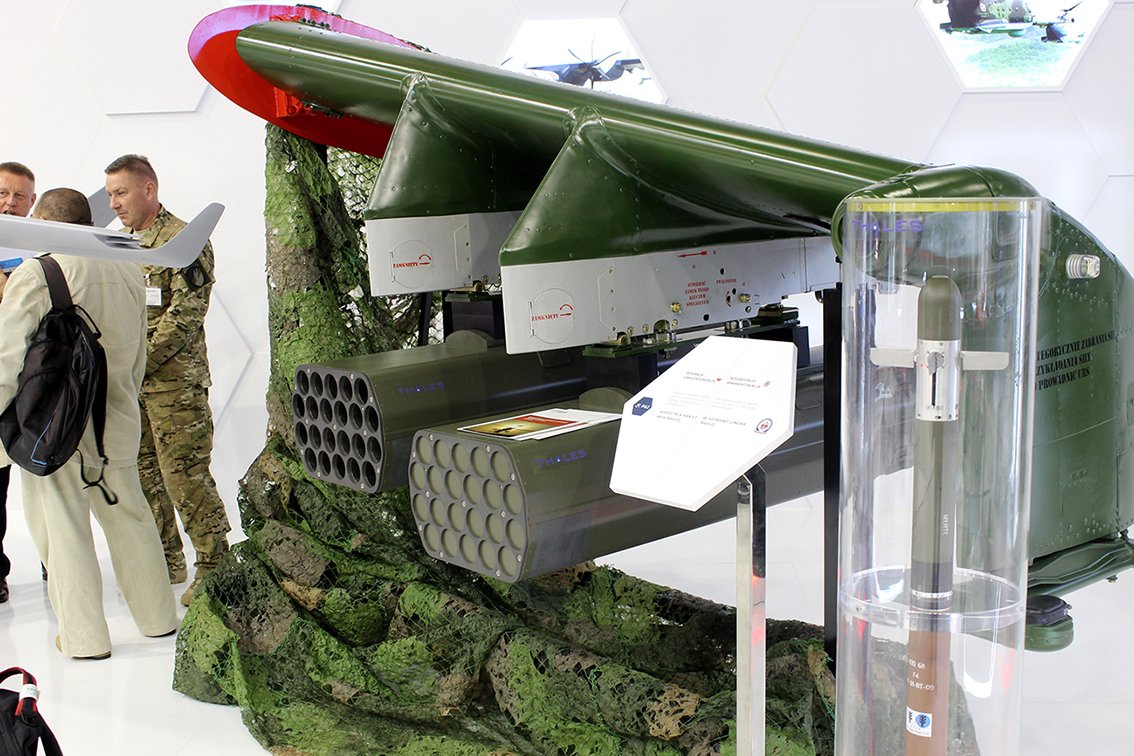 DPMHAUS1's tweet photo. .@thalesgroup &amp; #ITWL to equip #Mi24 w/ #TELSON rocket armament system in course of #W3PL #Gluszec development https://t.co/dLyGbLZ1Qd https://t.co/O2HxhRumUG