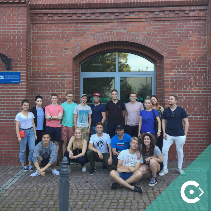 FinnchatFI's tweet photo. @JES_Ry kylässä @finnchat_de 🙌 Kiitos inspiroivasta keskustelusta ja hauskaa loppureissua!😎 #jesry #finnchat #excursio #yrittäjyys https://t.co/uBpmPozZ7d