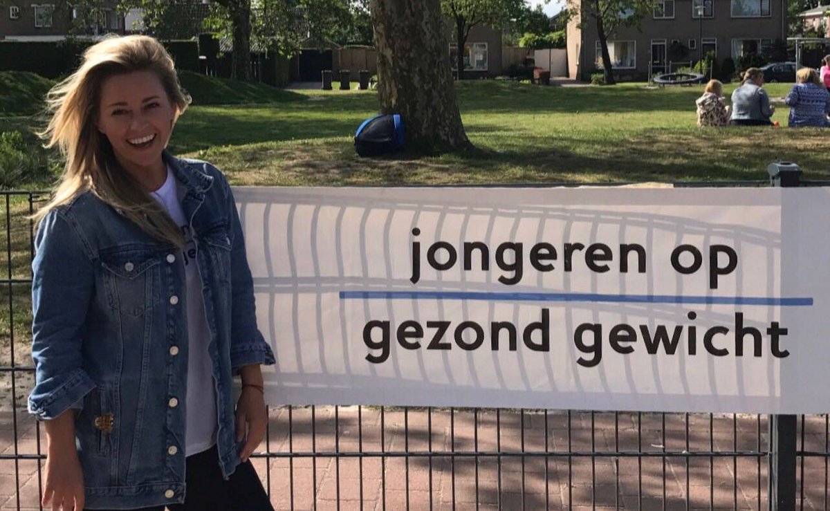 WW_LOZ_nieuws's tweet photo. TV-ster Ingrid Jansen komt naar de Mini 80 om Drink Water te promoten https://t.co/RMRSZzqQVi @IngridJansen21 @80Langstraat #Waalwijk https://t.co/VqCwulMviJ