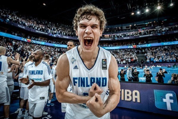 lauri markkanen finland jersey