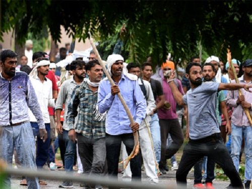 The Times Of India (@timesofindia) on Twitter photo 'Dera Sacha Sauda gave Rs 5 crore for inciting violence before verdict' toi.in/vmY_4b/a24gk via <a href="/TOICitiesNews/">TOI Cities</a> 'Dera Sacha Sauda gave Rs 5 crore for inciting violence before verdict' toi.in/vmY_4b/a24gk via <a href="/TOICitiesNews/">TOI Cities</a>