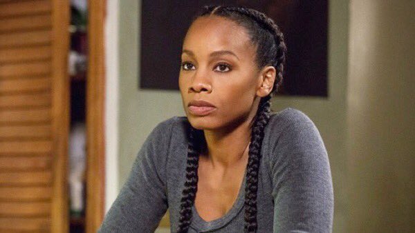 Happy belated birthday to Anika Noni Rose. she 45 but look like a juicy glazed donut. 