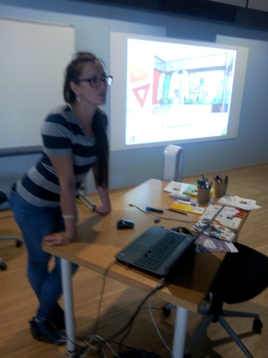 Ascape35's tweet photo. Et pour finir la matinée, place maintenant à l'Exploratoire face aux animateurs de l'Ascape ! Le plein d'infos # dynamisme# https://t.co/ioFapIySEM