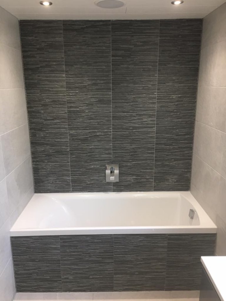 PureStyle33's tweet image. Modern monochrome bathroom part 2! #purestyle #darwen #lancashire #manchester #bathroom #wetroom #design #installation #modern #monochrome