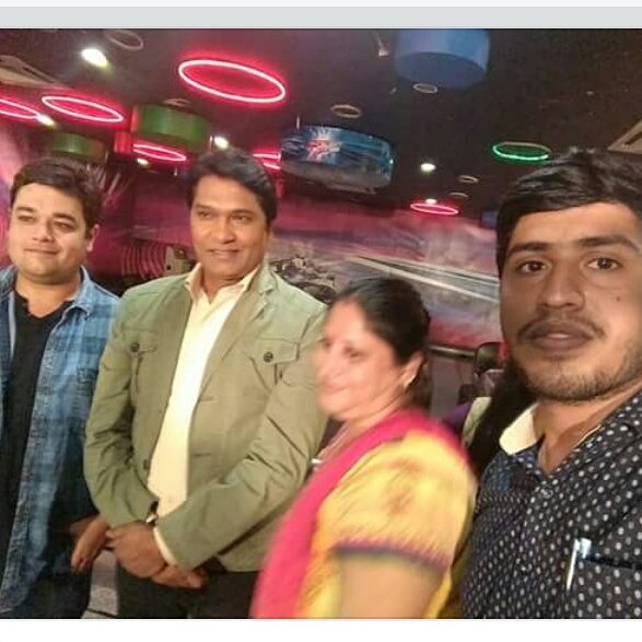 ASFanDesk's tweet photo. #OffsetPics 😍😍 #AdityaSrivastava #SrInspectorAbhijeet #CID #adityacid #adityasrivastav #Abhijeet #fans #costars https://t.co/opbaTDEi0T