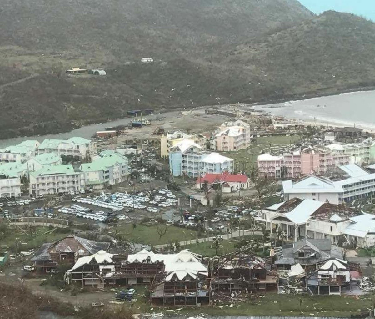 Nimsxmm's tweet photo. #irma Anse Marcel https://t.co/aoFynH2m5B
