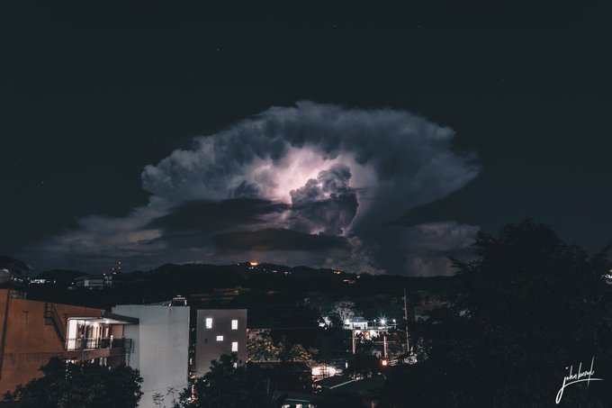 View image on Twitter