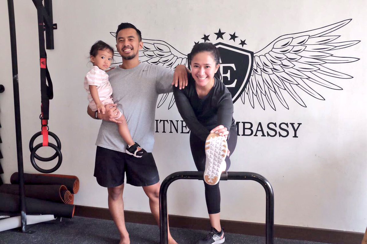 sheggario's tweet photo. Today's training was with @nuchabachri &amp; Ayra. It was much more fun! https://t.co/sCU3GIiQuf