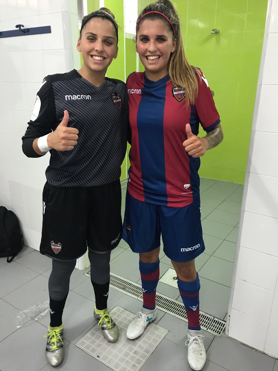 nataliaramos10a's tweet photo. Semana importante, semana especial: Domingo ‼️
 @UDGTenerife - @LUDfemenino 
⏰ 12:00h 
🏟 La Palmera, San Isidro https://t.co/NE2AYXfJfa