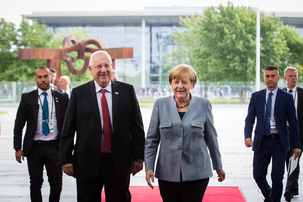 Kanzlerin Merkel empfängt den israelischen Präsidenten Reuven Rivlin im Bundeskanzleramt