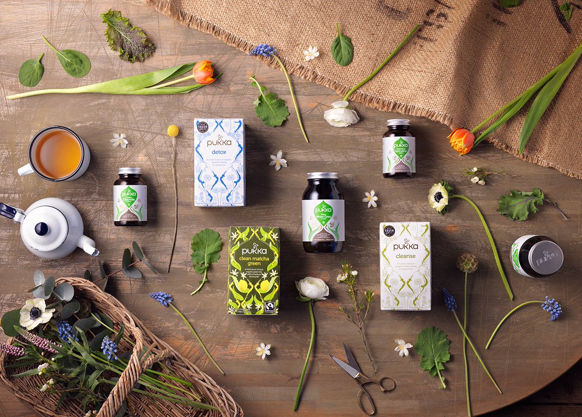 Unilever's tweet photo. Delighted to acquire organic herbal tea biz @PukkaHerbs. Look forward to bringing great teas to even more people https://t.co/keqLWQdXYU https://t.co/L5VIHUiqIH