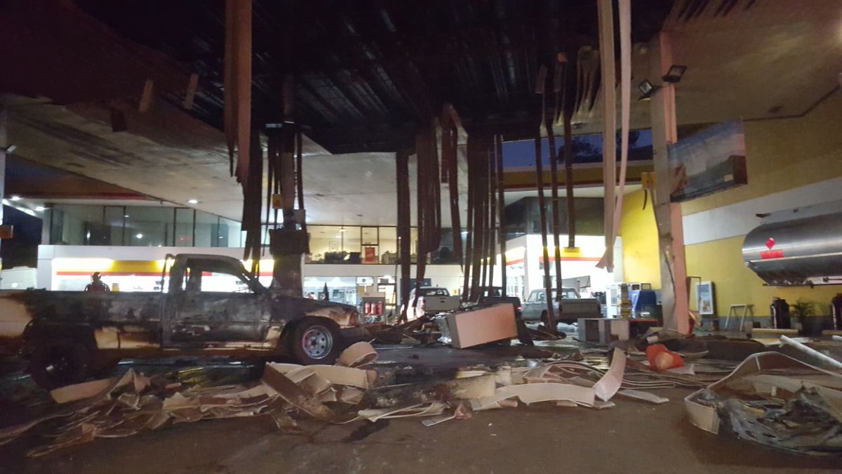 noticiasdel6's tweet photo. #AHORA Faruk Jalaf, empresario y presidente de la #CESANE. Sobre daños tras choque y daños en estación de servicio en #Eldorado. https://t.co/iaTfcN1tw0
