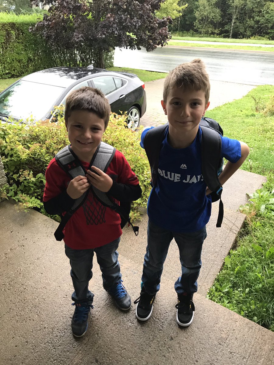 Josh_theJaysFan's tweet photo. #firstdayHRSB
grades 1 & 3
starting to feel old.... https://t.co/LaSBJMk0AS