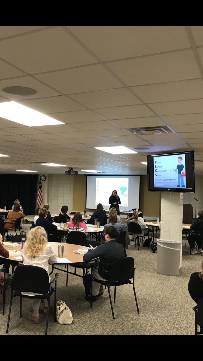 ArDinwiddie23's tweet image. Hosting a Picture Exchange Communication System (PECS) training with @IRCAIU. #lawrencetownship