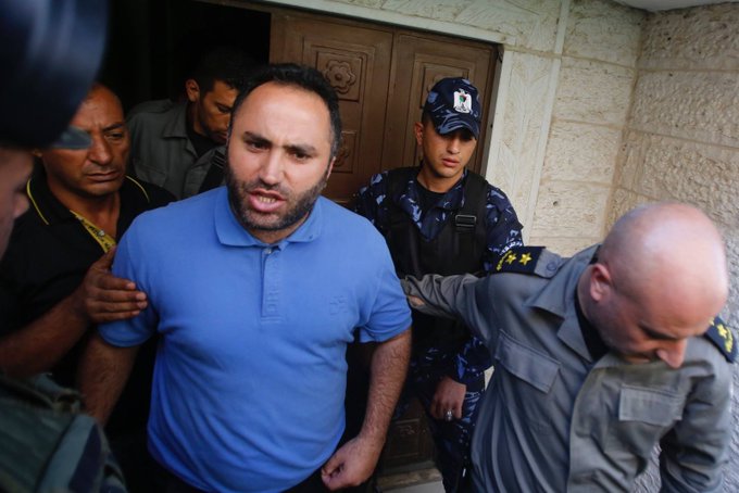 View image on Twitter