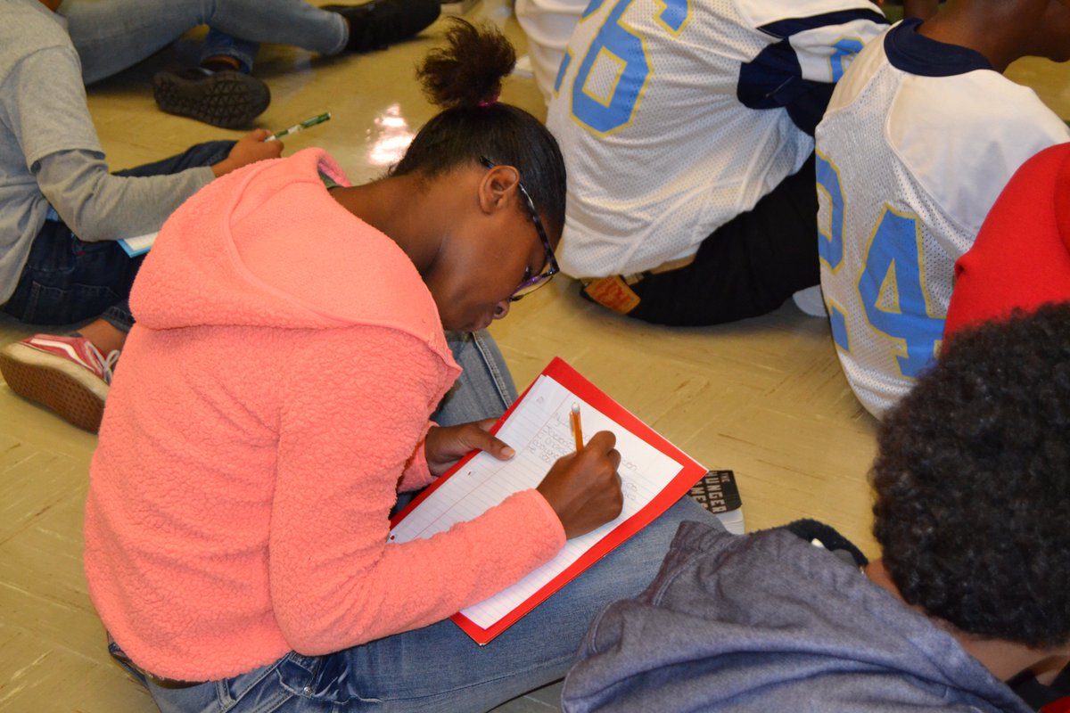 LaurensMiddle's tweet image. Mrs. Bradshaw &amp;amp; Mrs. Tilden guided their students through a Socratic Seminar of a class novel using a &quot;fishbowl&quot; technique. #deepdiscussion