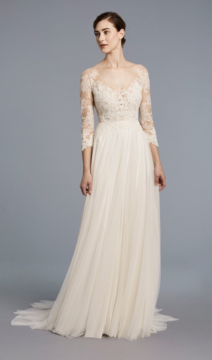 S2BrideCanada's tweet photo. Anne Barge Spring 2018 Collection. Coming soon... https://t.co/fL9e5EnHC2