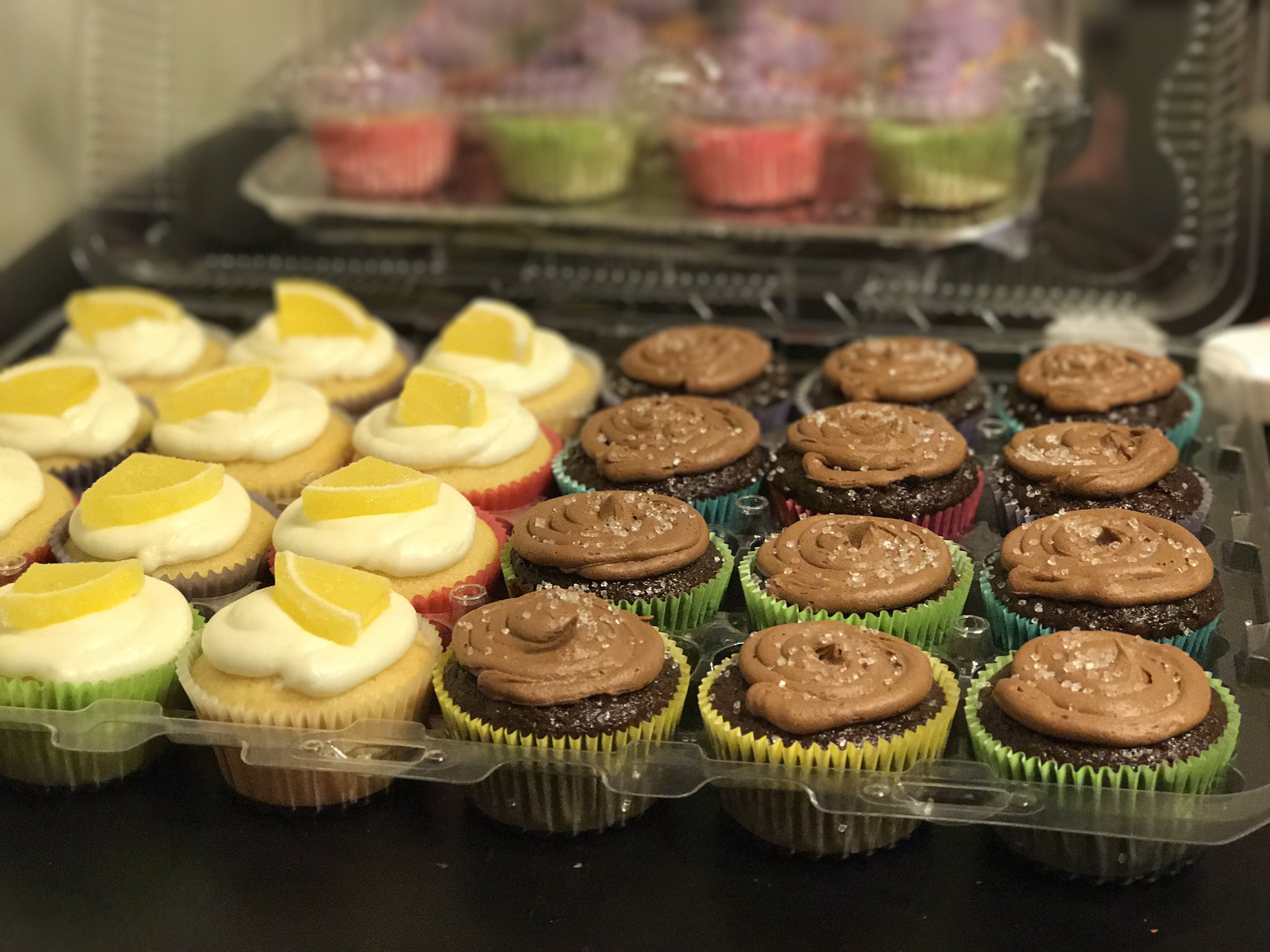 Tiara on Twitter Bakery IG sweettias_ FB Sweettiasbakery