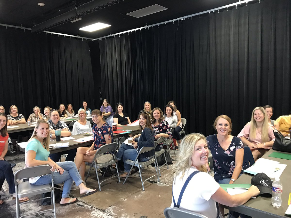Thank you to our 2017-2018 Hawk Room moms!! Thank you for your time and support!