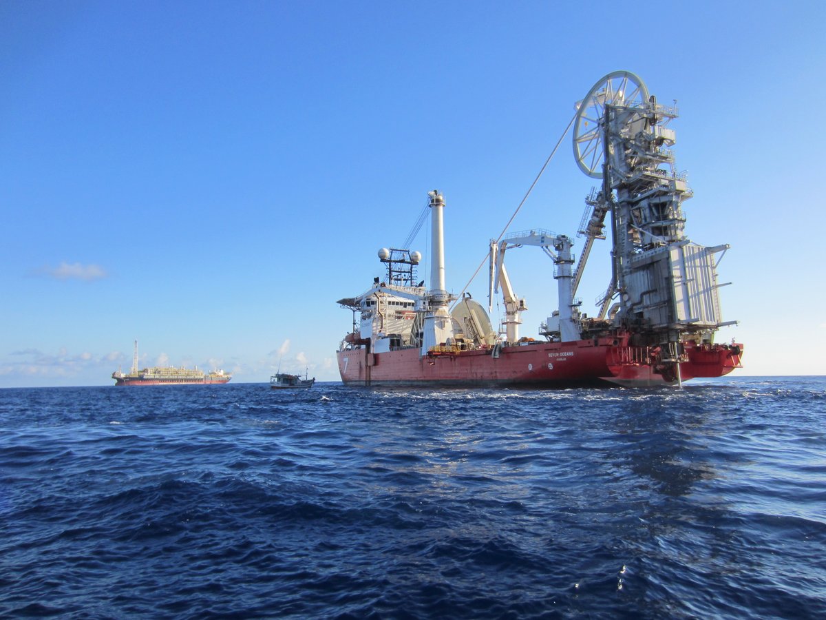 VesselFinder's tweet photo. Subsea 7 awards letter of intent for new reel-lay vessel
https://t.co/CtqxUgAqni #Subsea7 #ReelLay #Vessel #RoyalIHC #offshore https://t.co/UpYRoBT2WW