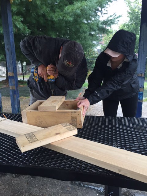 NextLOGiK's tweet photo. We joined @rebuildhoco to repair benches and clean up Wilson Park with @RTBaltimore! #RebuildGovans #healthyhousing @RebldgTogthr https://t.co/jdtIaimKTN