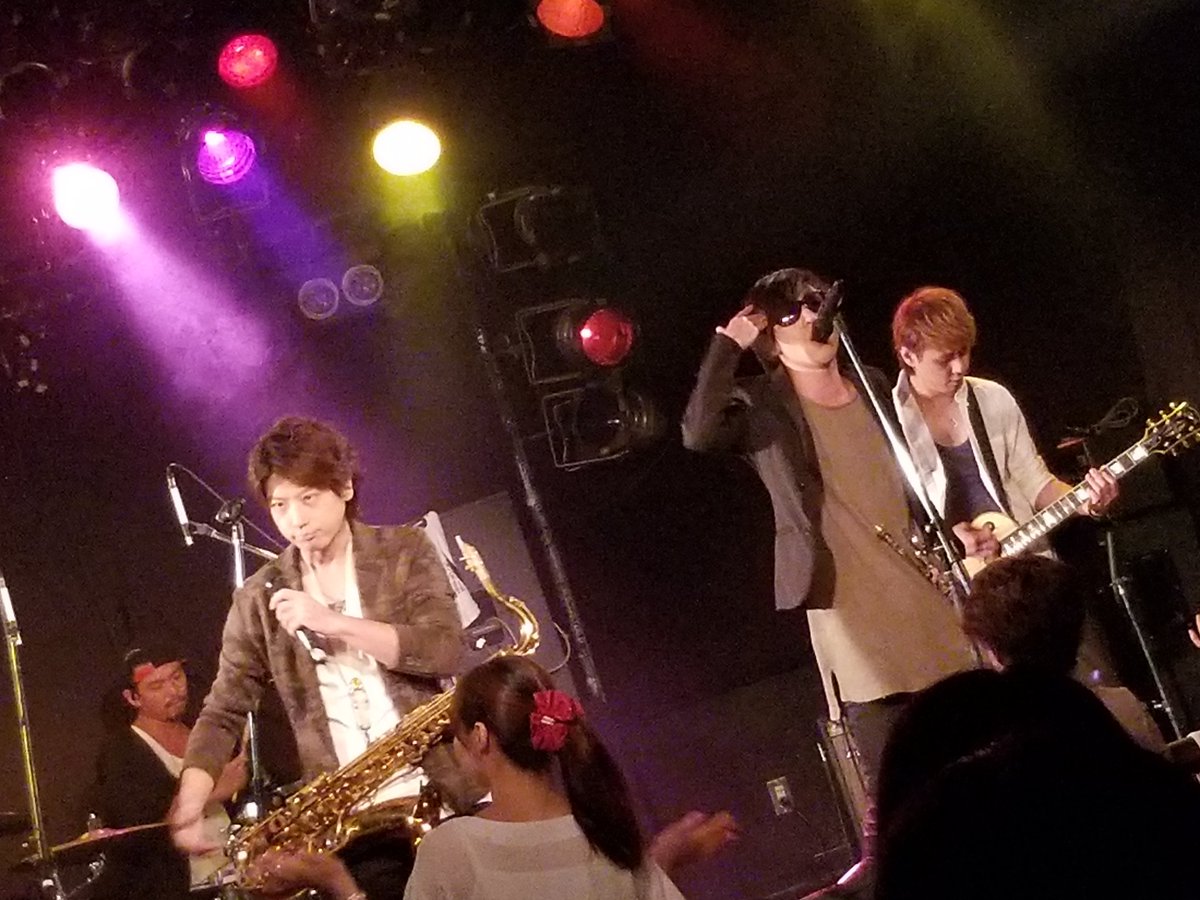 ykrin_TRIPPER_s's tweet photo. 西川口無事終了‼
足元の悪いなか、来ていただきありがとうございましたm(_ _)m
つかっちゃん、とーる氏、JUN君もありがとう😃 https://t.co/5vVTsWgc1j