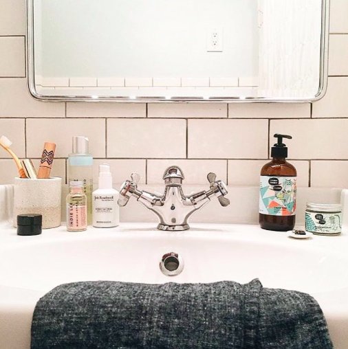 It's such a treat to see our products in action and to hear how MMT is used in our customer's regime. Tell us about yours! 📷: <a href="/handandland/">HAND & LAND</a>