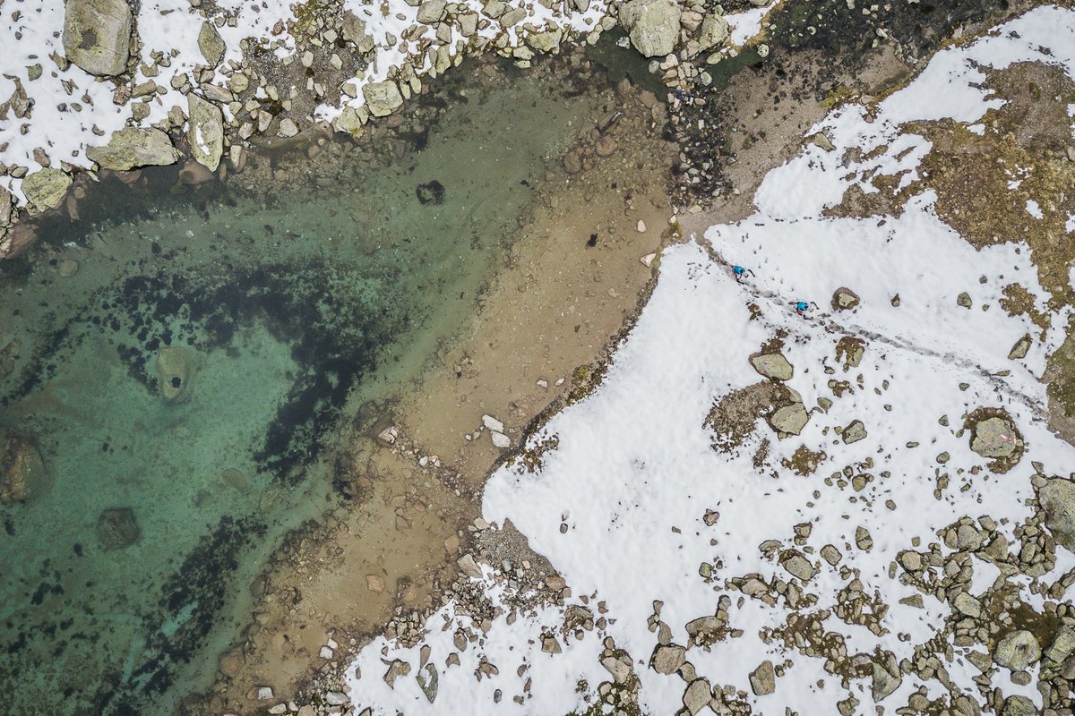 GORETEXeu's tweet photo. Check out some impressions of stage 5 from the GORE-TEX @GTX_Transalpine Transalpinerun. Stay tuned! #TAR17 #Transalpinerun2017 https://t.co/OkaxSAEMVz