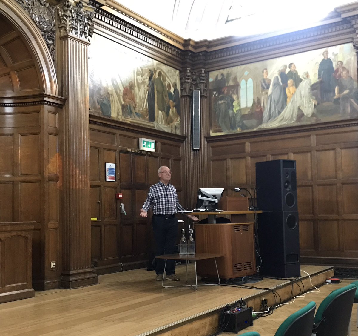 InMusicConf's tweet photo. Peter Oxendale talks about his career as a world touring musician and then becoming the world leading forensic musicologist! #InMusic17 https://t.co/fTU3SQdVei