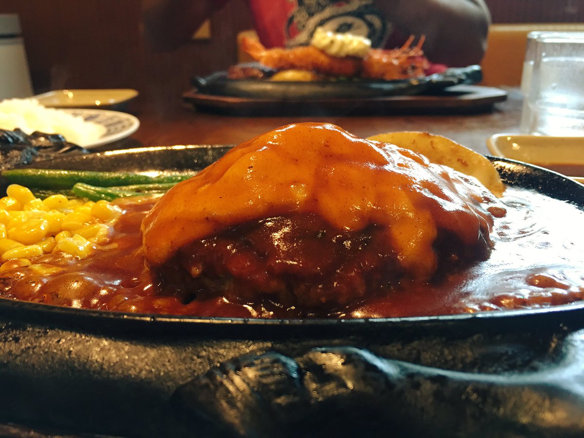 roidgohan's tweet photo. ツアー先の #下関 で出会った旨い物! #まるた屋 の #チーズハンバーグ ! #美味しい動画 は近日コチラにて公開→https://t.co/Ta4aSd7Ms7 #gohanroid #flamenkoroid #グルメ #ツアー #肉 #美味しい物 #幸せ #洋食屋 #地元 https://t.co/ijgacQieWC