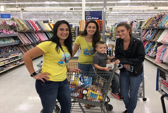 BN9's tweet photo. The 'Kindness Warriors' were out yesterday handing out gift cards to strangers to help with hurricane supplies. https://t.co/HyCHOKnVET https://t.co/qK48GMHXym