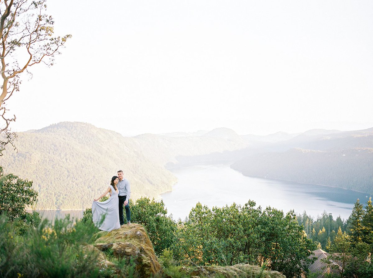 Spectacularly beautiful #imageoftheday captured by Vanessa Lust Photography on Pentax 645/Kodak Portra 400 #imageoftheday #CFLIotD