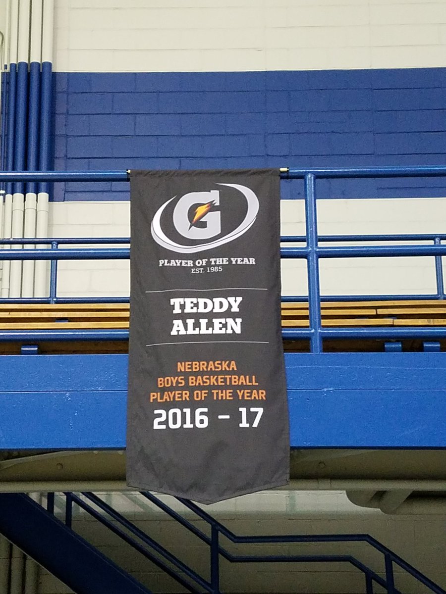 Coach Davis tweet media