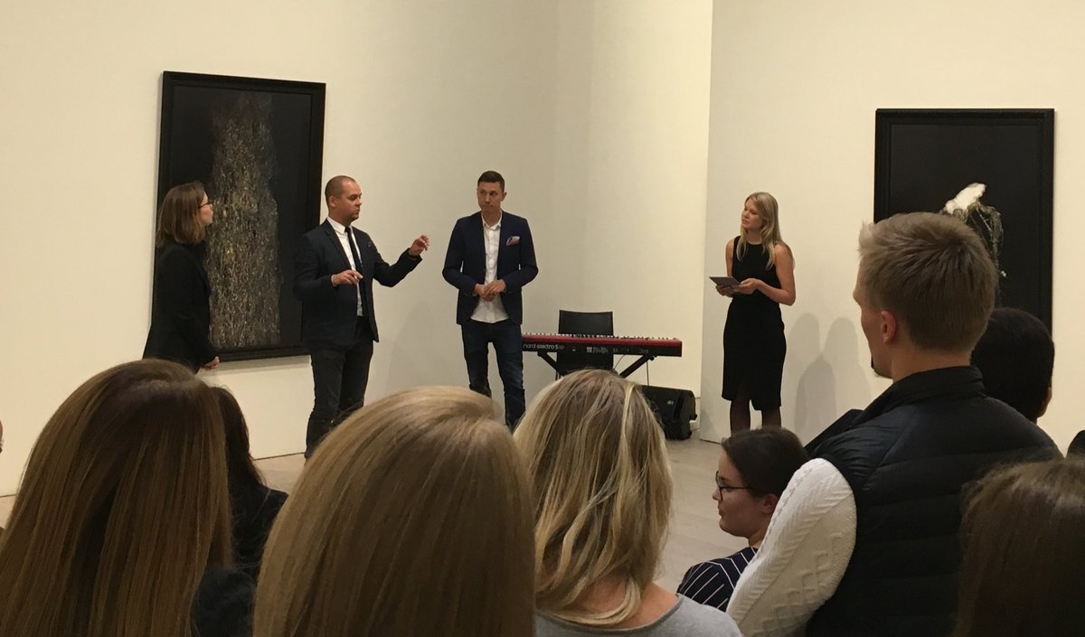 LegaldesignFI's tweet photo. Founders: #legaldesign is now. Designers &amp; lawyers should work together to serve clients in the best way possible. #HelsinkiDesignWeek https://t.co/YqUFLkbzDu