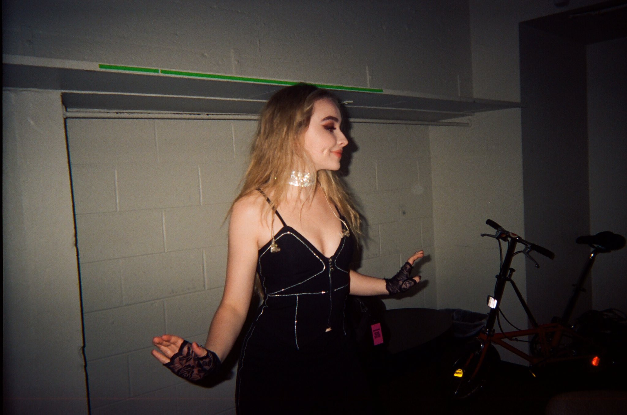 Sabrina Carpenter (@SabCarpenter11)  X