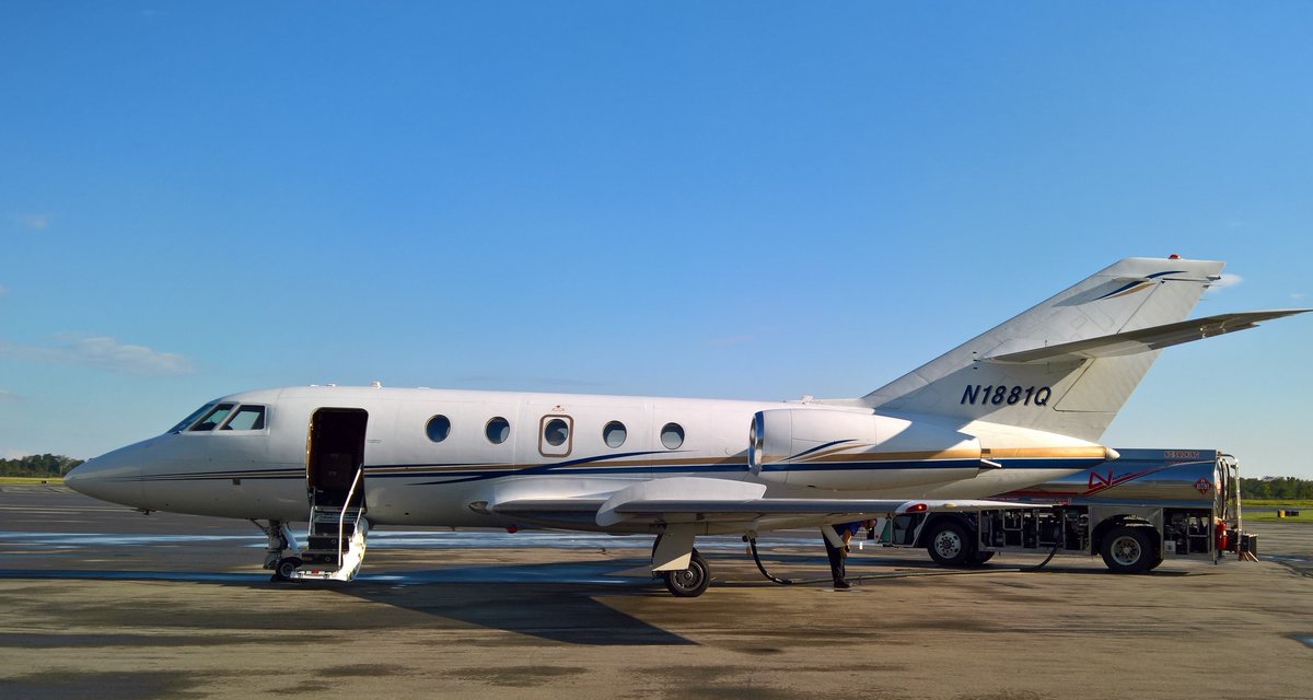 FlyTAC's tweet photo. Taughannock Aviation's FA20 @FLYIthaca on the way to @banyanair FXE @AVFUEL with 50 gallons H20 to support #IrmaHurricane #Irma2017 #water https://t.co/vPhiuN97LU