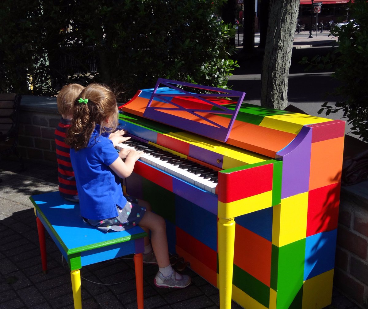 From improving public spaces to fun events, our thanks to those who helped make it "Cooler in Cranford."
downtowncranford.com/summer-fun-in-…