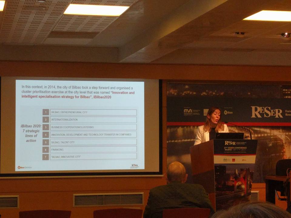 Mondragon Unibertsitatea - Enpresagintza (@enpresagintza) on Twitter photo Nora Sarasola <a href="/sarasola_nora/">Nora Sarasola</a> introducing " IBilbao 2020: 7 Strategy lines of action" in Reser2017. #RESER2017 Nora Sarasola <a href="/sarasola_nora/">Nora Sarasola</a> introducing " IBilbao 2020: 7 Strategy lines of action" in Reser2017. #RESER2017